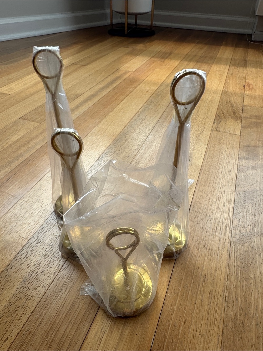Gold Table Number or Place Card Holders - Set of 5